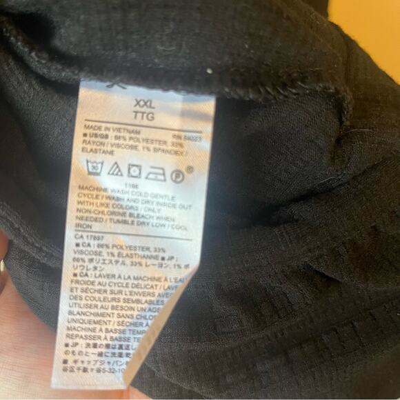 Banana Republic Women's Wrap Black Size 2x Top - Picture 3 of 4